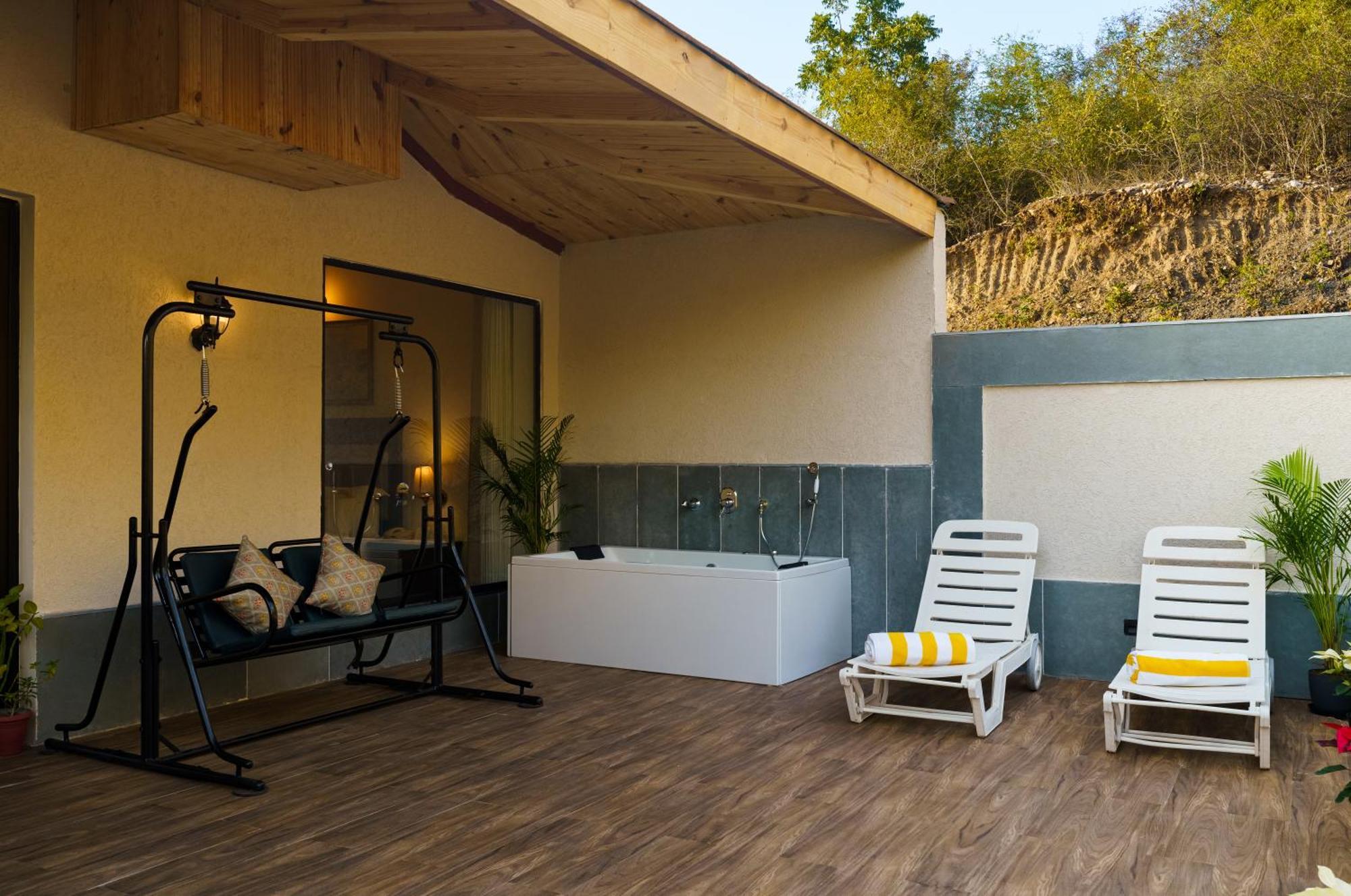 Anandam - A Luxury Resort In Udaipur Exterior foto