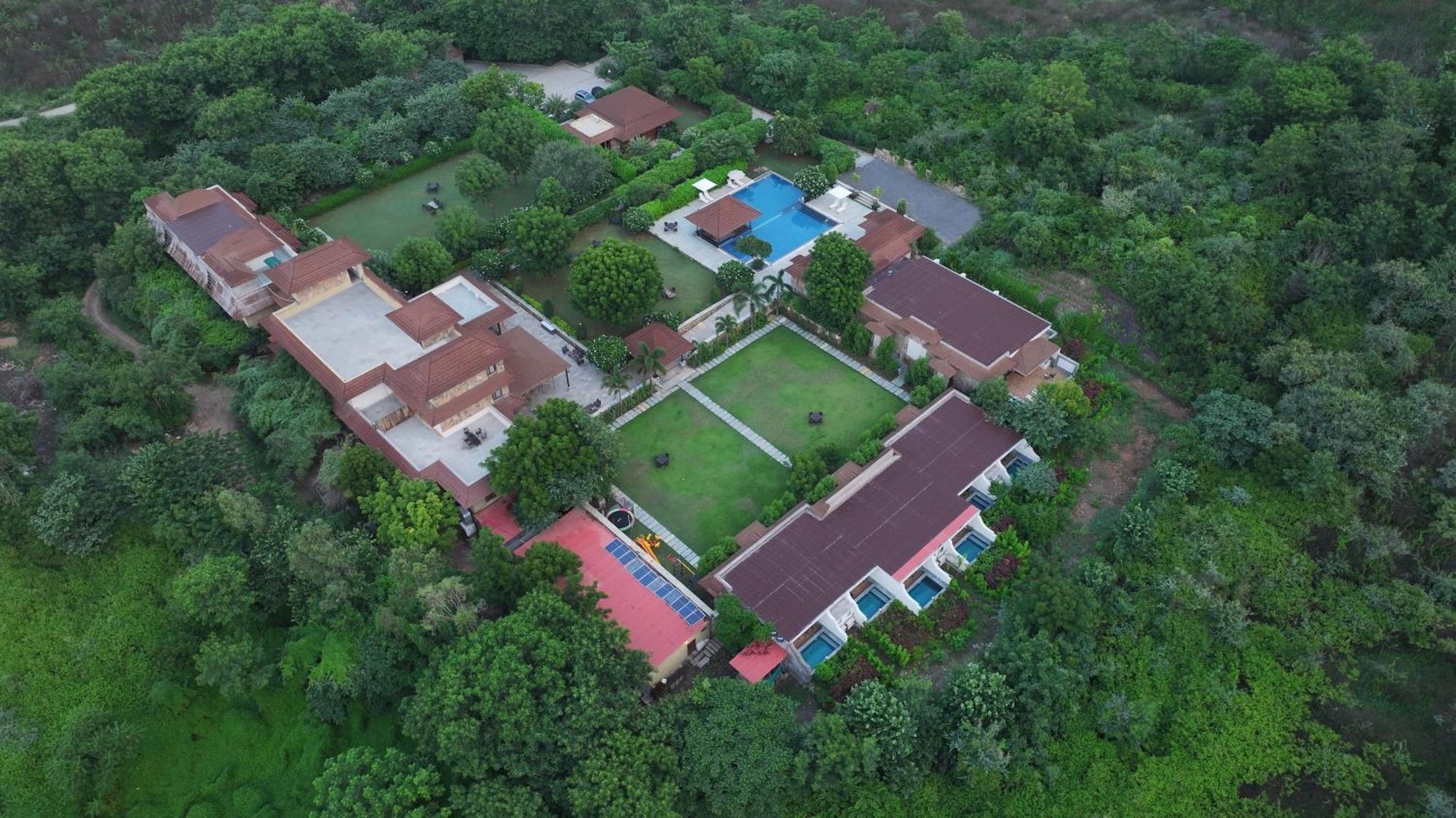 Anandam - A Luxury Resort In Udaipur Exterior foto