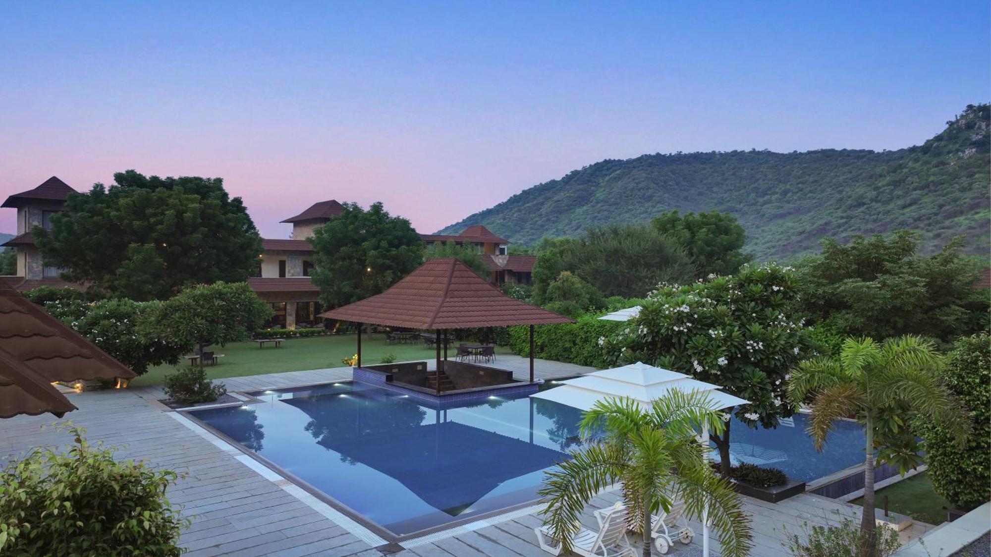 Anandam - A Luxury Resort In Udaipur Exterior foto