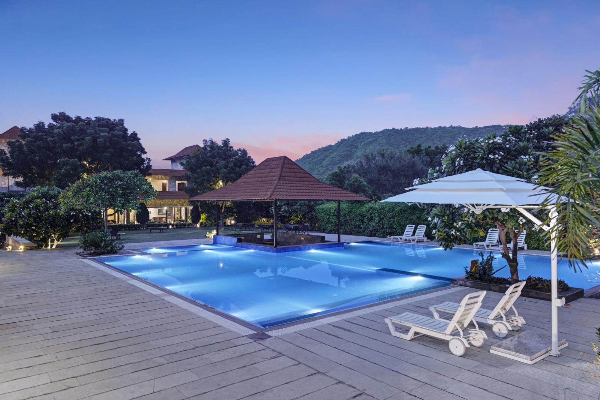 Anandam - A Luxury Resort In Udaipur Exterior foto