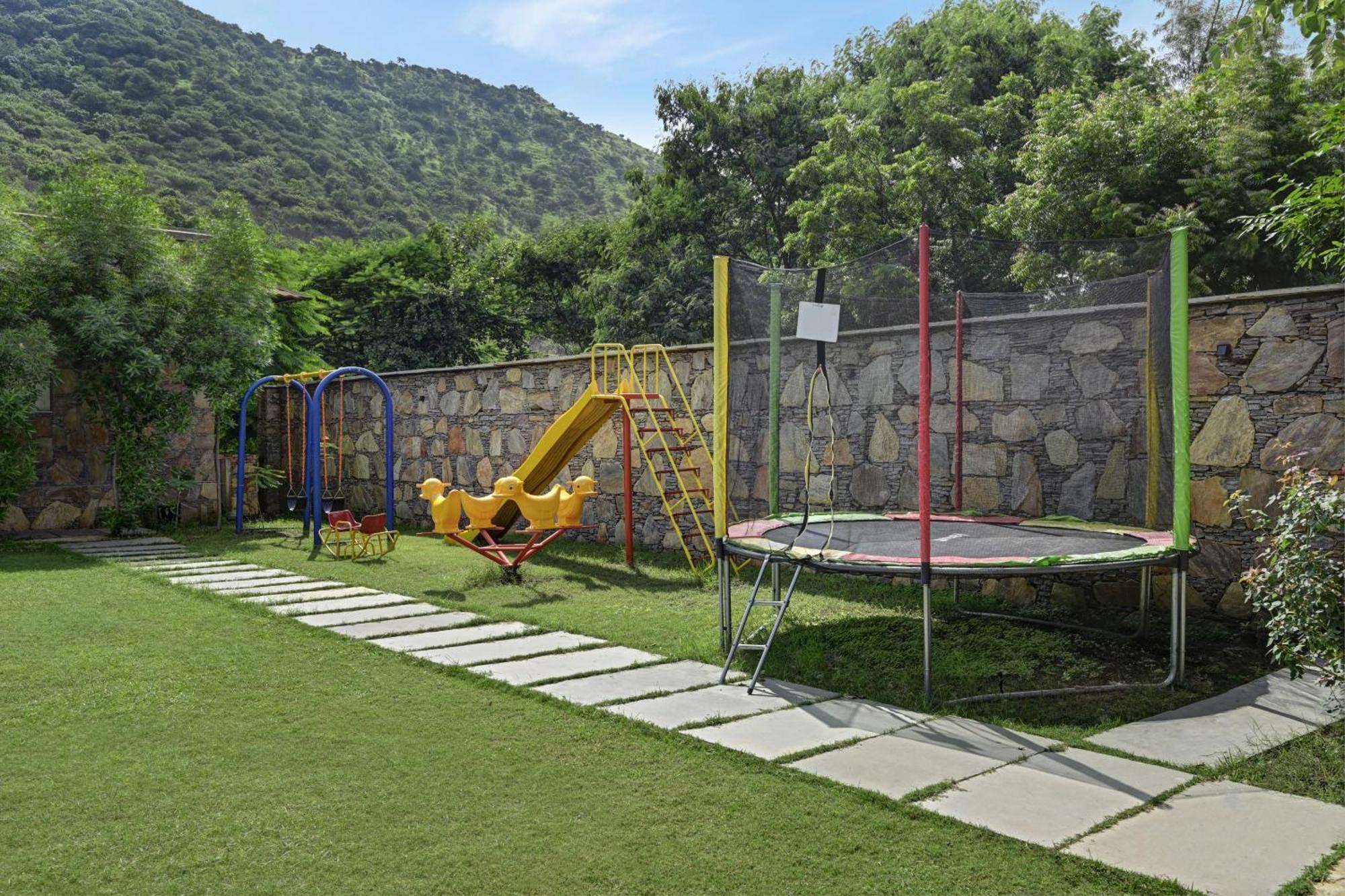 Anandam - A Luxury Resort In Udaipur Exterior foto